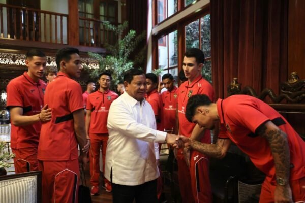 Presiden Mengingatkan Timnas Untuk Tetap Berjuang Meski Telah Lolos ke Playoff