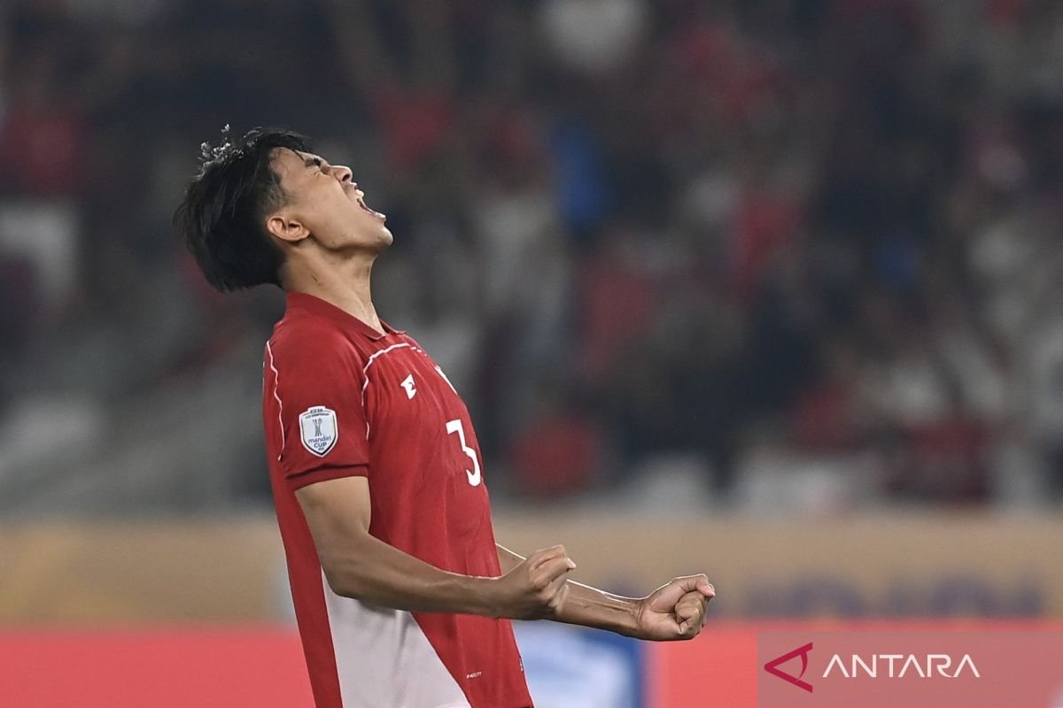 Here are some alternate titles for "Kakang Sambut Baik Kesempatan Kembali Bela Timnas U-23 Indonesia":

1. "Kakang Antusias Menghadapi Kesempatan Kembali di Timnas U-23 Indonesia"
2. "Kakang Selamat Datang Kesempatan Baru untuk Timnas U-23 Indonesia"
3. "Kakang Siap Membela Kembali Timnas U-23 Indonesia"
4. "Kakang Menyambut Positif Kesempatan Kembali ke Timnas U-23 Indonesia"
5. "Kakang Tegaskan Kesediaan untuk Kembali Bergabung dengan Timnas U-23 Indonesia"

Feel free to let me know if you need more options or any specific adjustments!